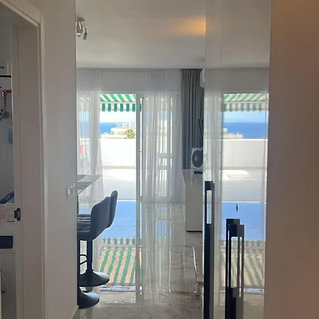 Luxury דירה *